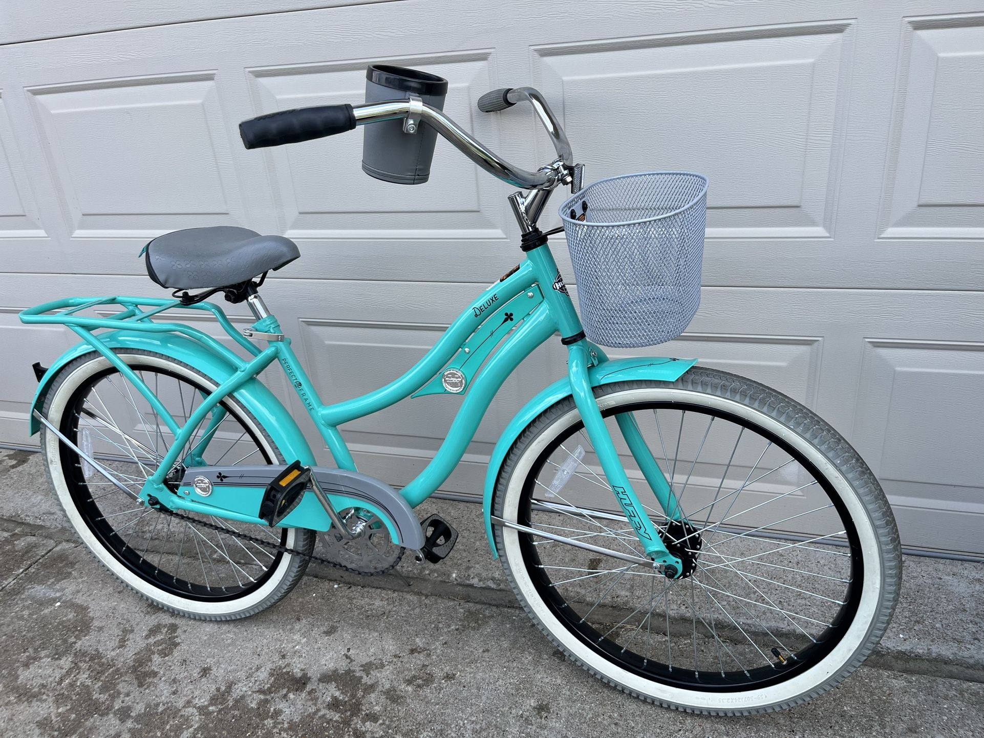 Huffy Women's Deluxe 24” Cruiser Bicycle