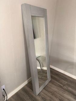 Wall mirror 5’2”