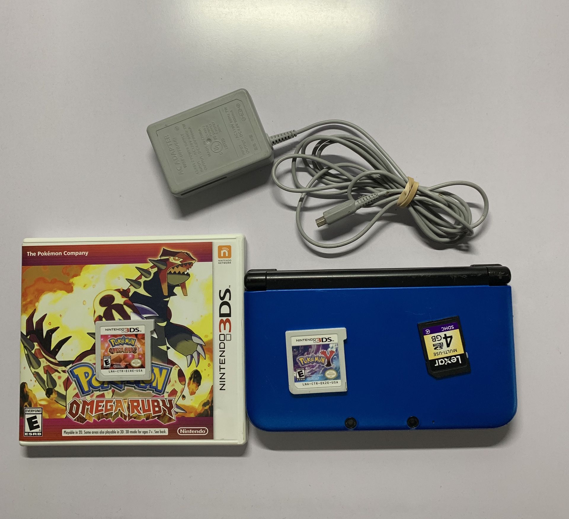 Nintendo 3DS XL with 2 Pokémon games