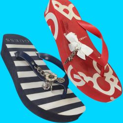 2 items BCBG Guess Sandals Flip Flops shoes platform wedges charms Gift