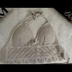 Cream Top - Jr Ladies (Small) Halter Top