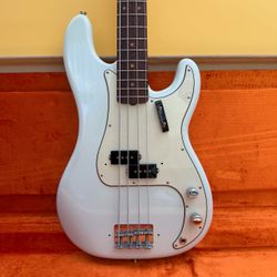 2013 Fender American Vintage '63 Precision Bass AV63 Faded Sonic Blue