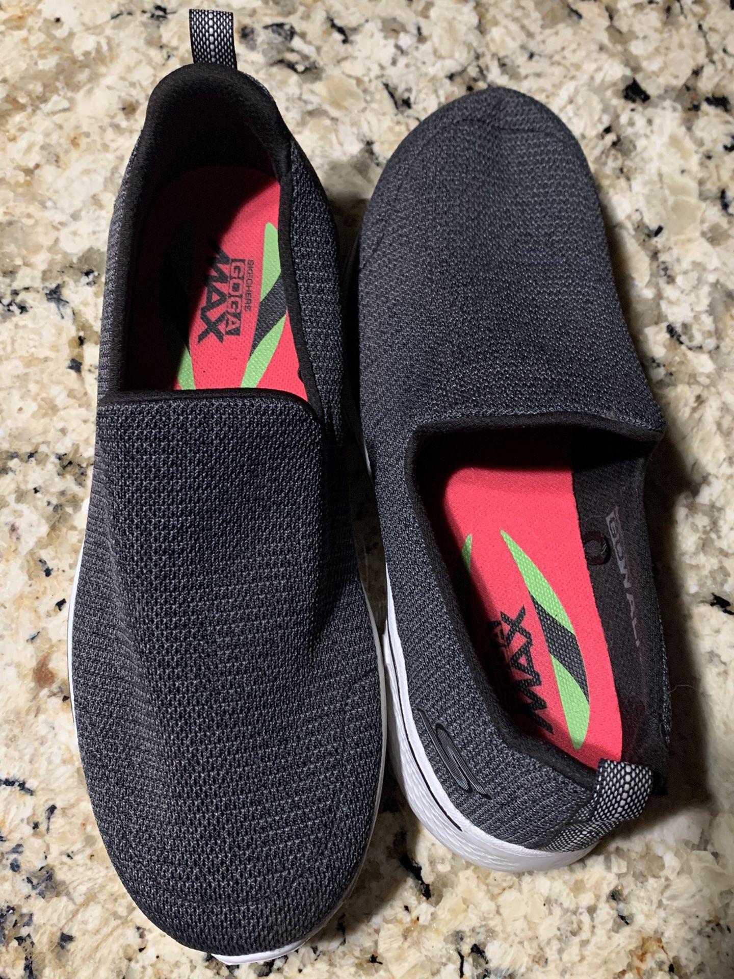 Shoes Skechers Hogs Max Womens 7