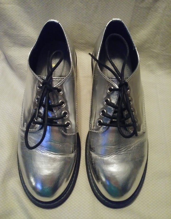 Seven Dials Silver Oxford Shoes M 5.5 W 7.5