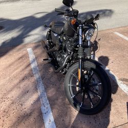 2020 Harley-Davidson Iron 883