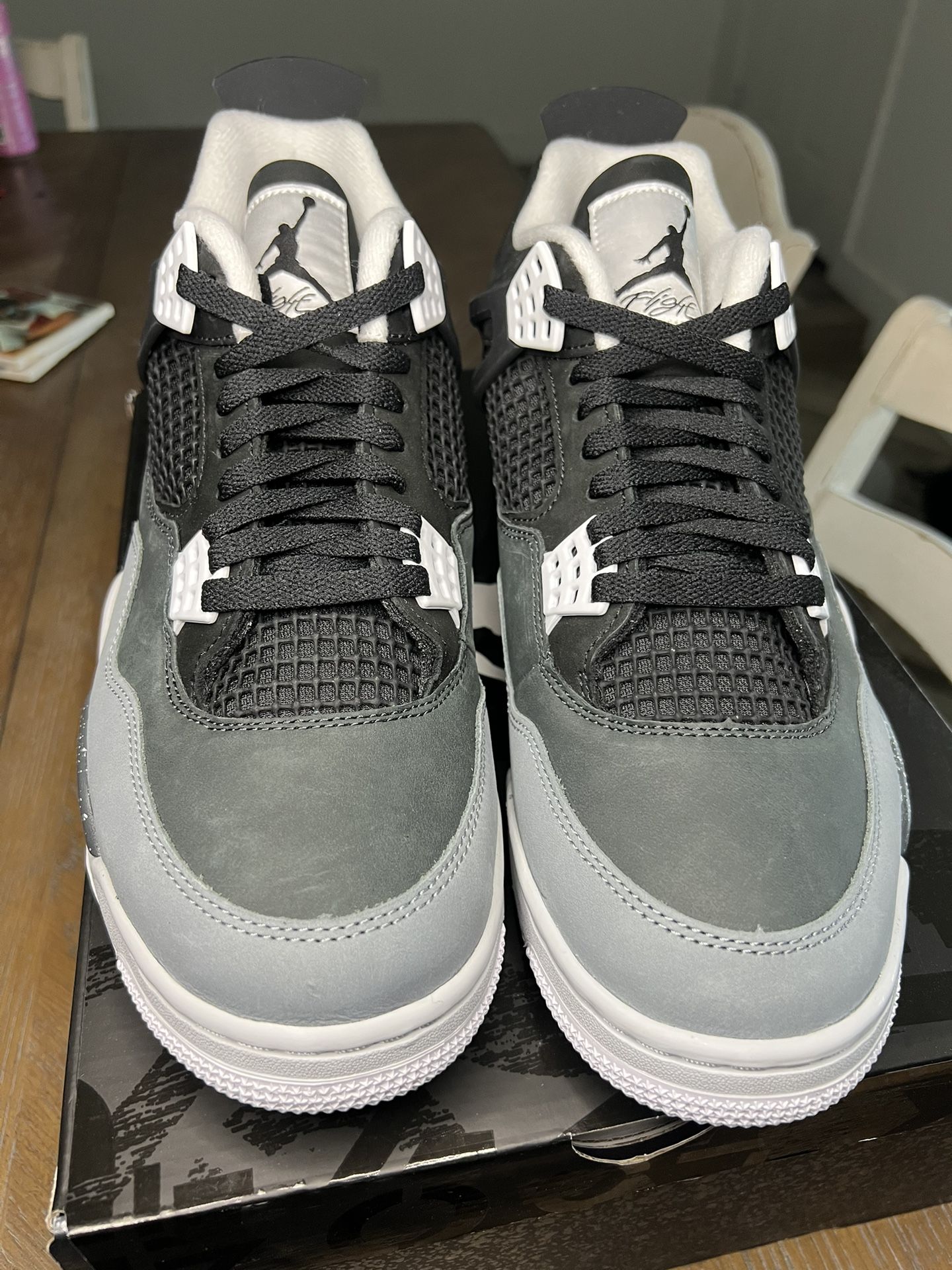 Jordan 4