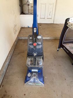 Carpet cleaner