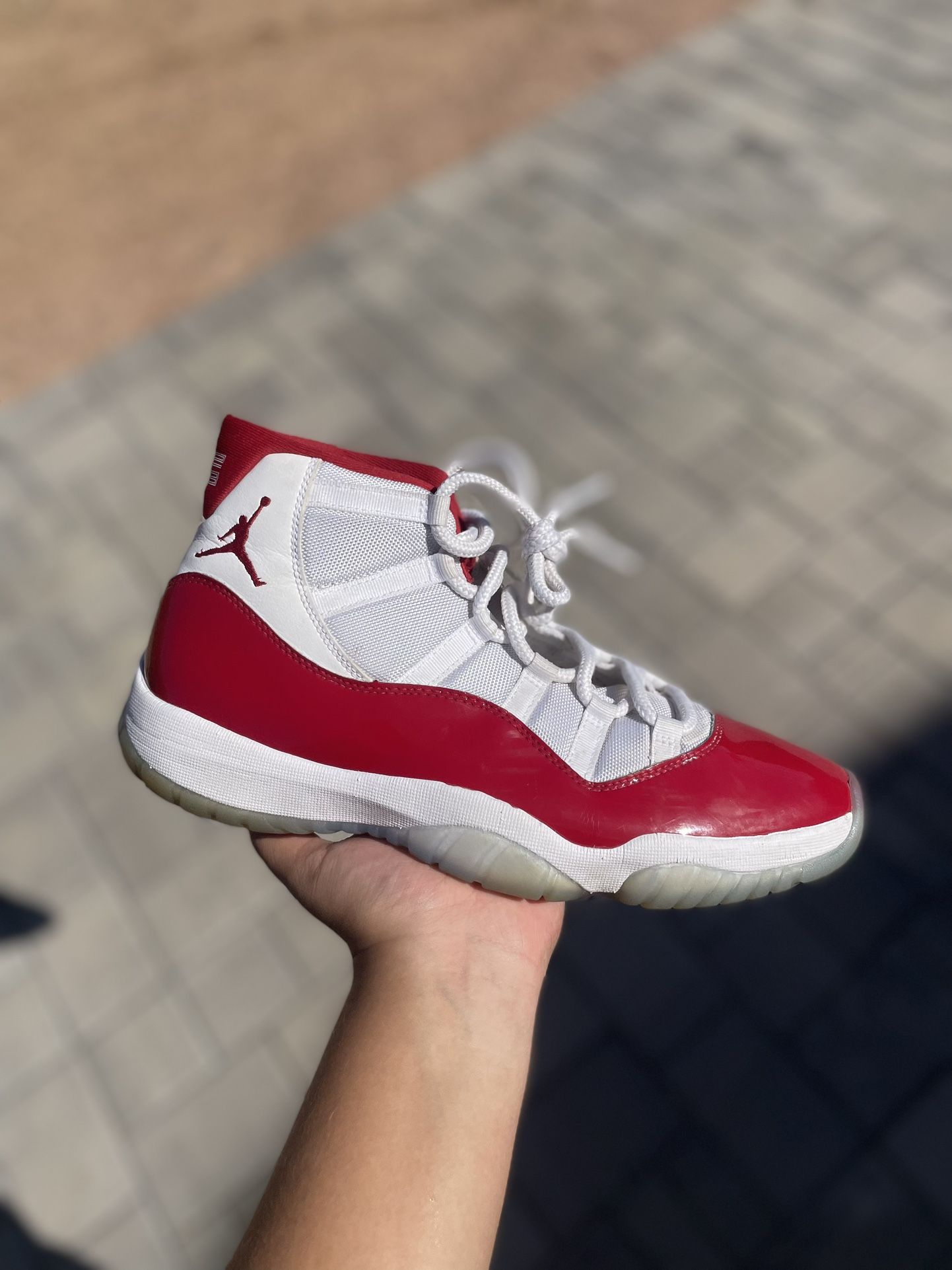 Jordan 11 Cherry Size 12 