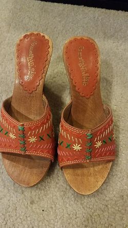 Womans size 5