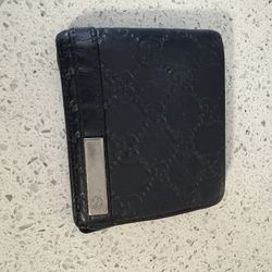 Gucci Bi-Fold Navy Blue Wallet
