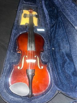 Palatino VN-350 1/4 Size Violin Outfit With Case. Bow and Rosin