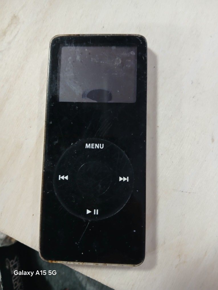 First Generation I Pods 2 Of Them