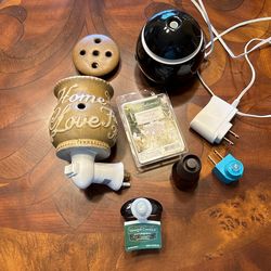 A Bundle Of Scent Plugs, Everything That Is In The Pictures