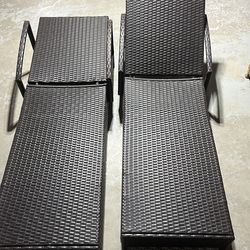 Outdoor Rattan Lounge Chairs