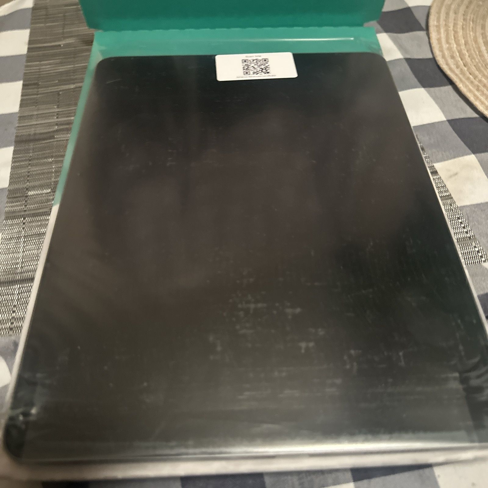 Apple iPad Pro 5th Gen A2378 - 128GB, Wi-Fi, 12.9 in - Space Gray - refurbished