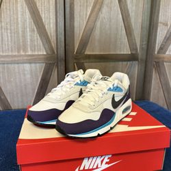 Women’s Nike Air Max Correlate 