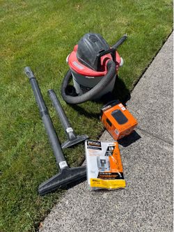 Ridgid shop vac with extra hose attachments