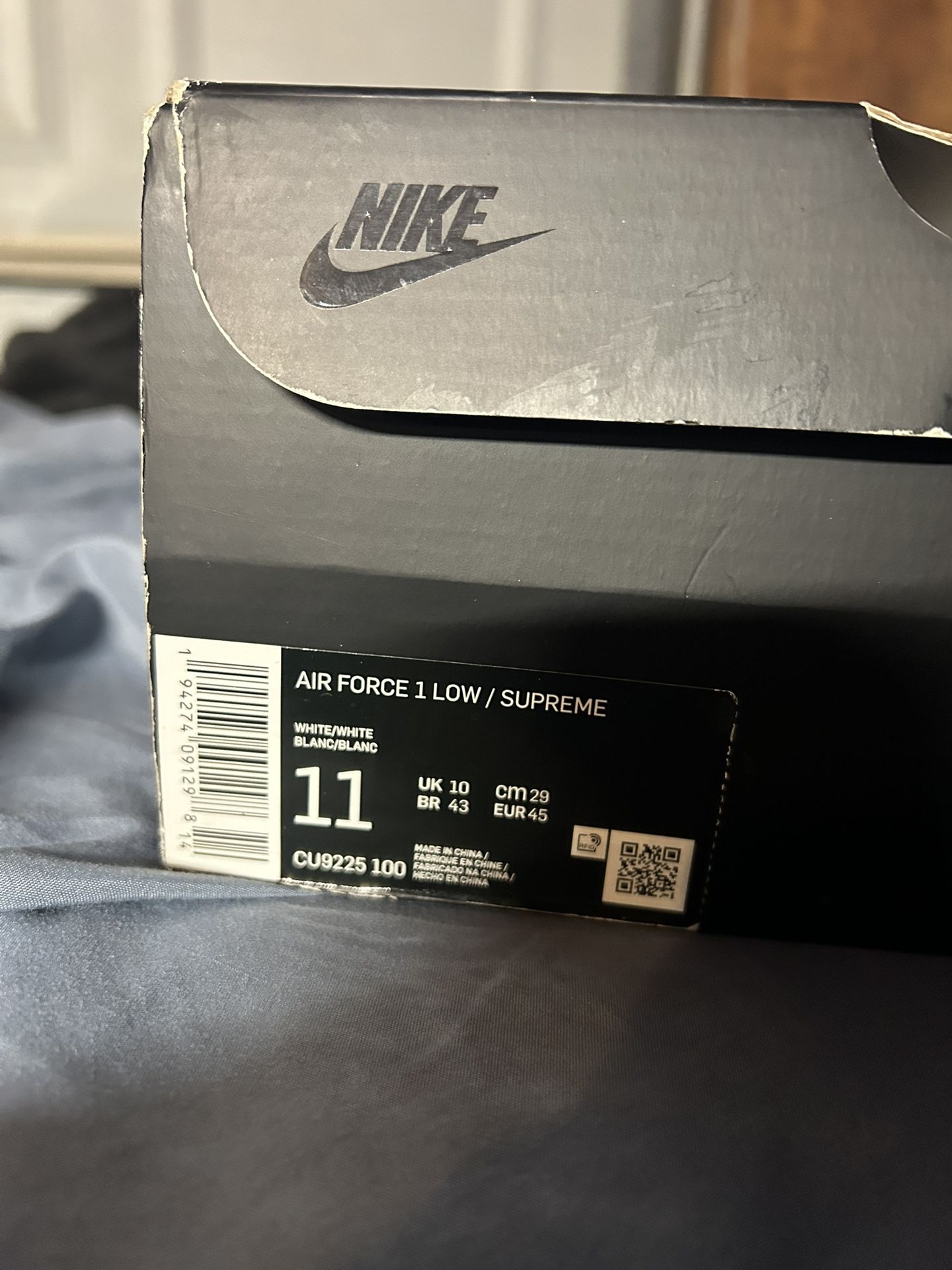 Size 11 - Nike Air Force 1 x Supreme Low Box Logo - White