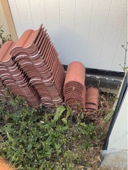 Roofing tiles