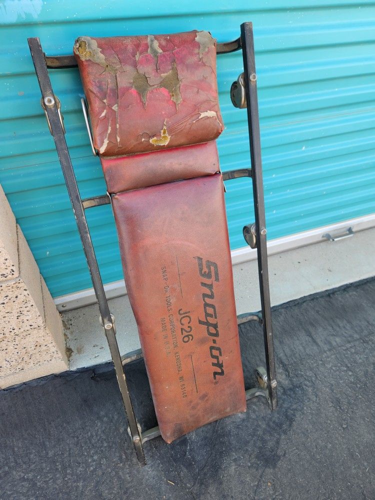 Snap on creeper
