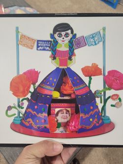 Dia De Los Muertos Altar Decoration