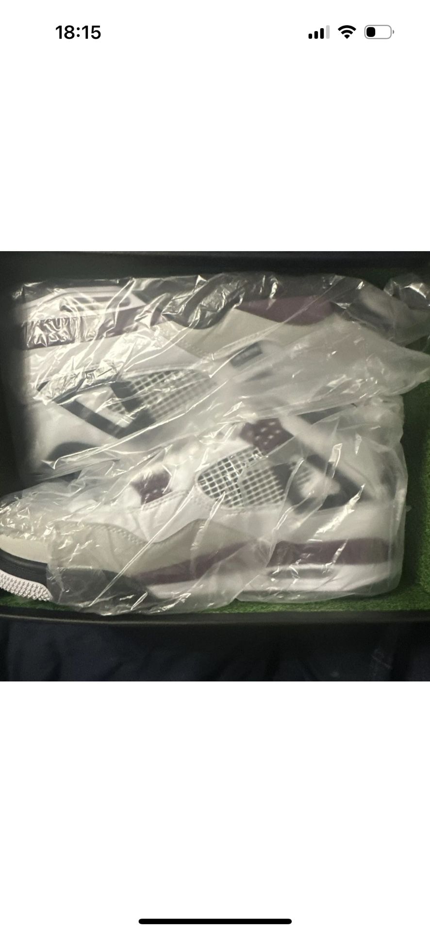 Paris Saint-Germain x Air Jordan 4 Retro GS ‘Bordeaux’