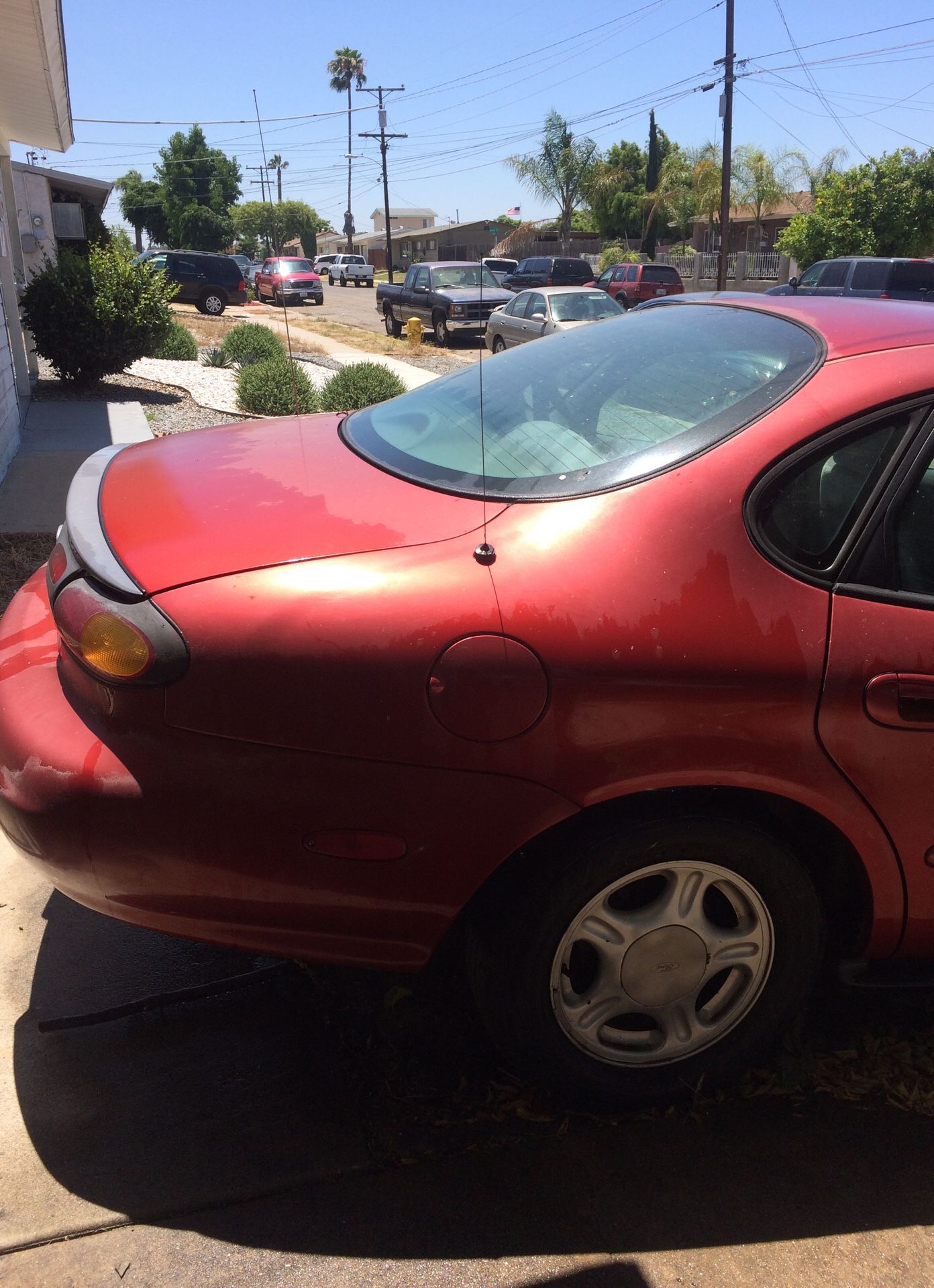 1996 Ford Taurus