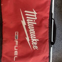 Milwaukee M12 Installment Drill W/ Battery 