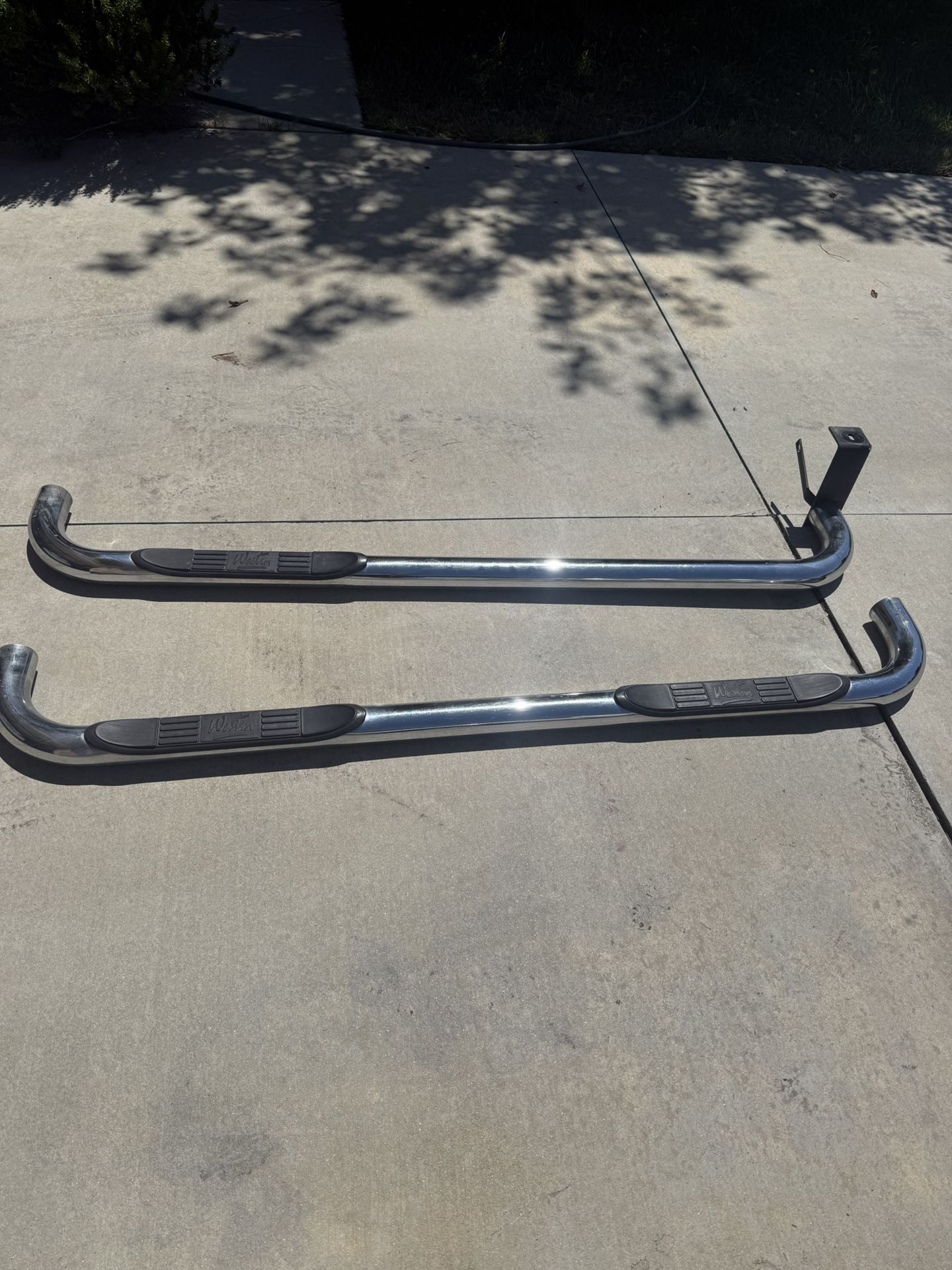 GMC Sierra truck steps in excellent condition