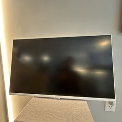 Samsung Smart TV 32” $150