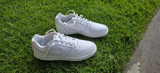 Nike shoes 10.5 Never used