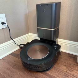 IRobot Roomba s9+ Self Empty Robot Vacuum