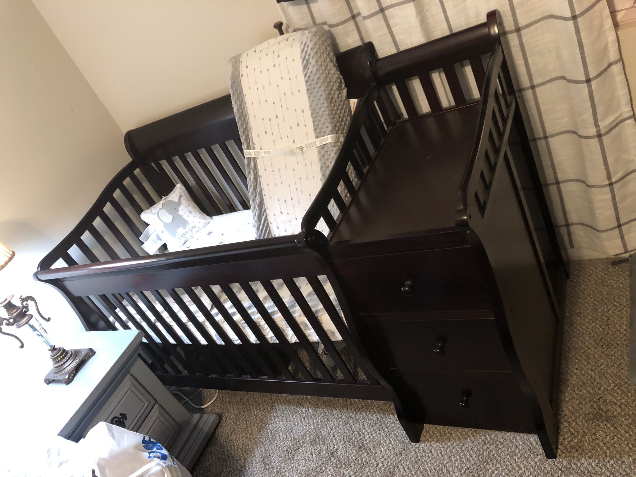 All Wood Baby Crib W Side Hutch/ Changing Table