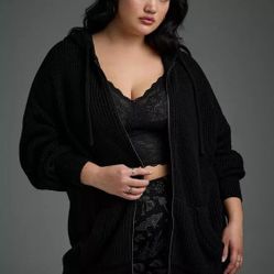 TORRID Nightfall Relaxed Zip-Up Hoodie Size 4x