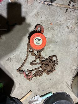 Chain pulley hoist