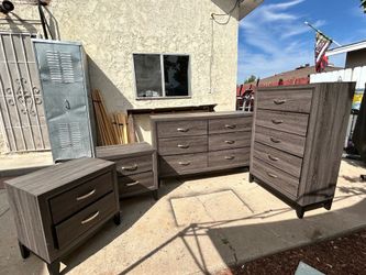 Bedroom set