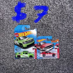 Hot wheels collection 60+ LOOK AT PAGE