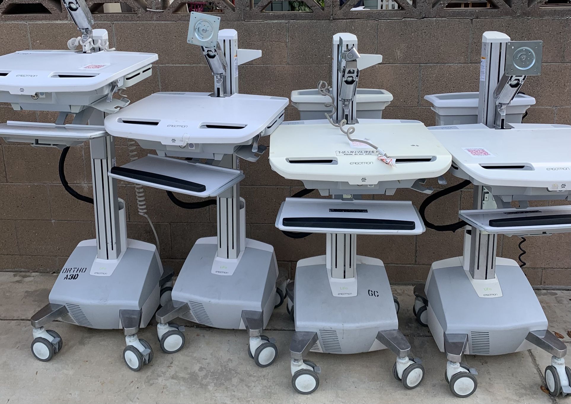 Laptop Cart On Wheels