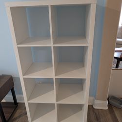 White bookshelf 