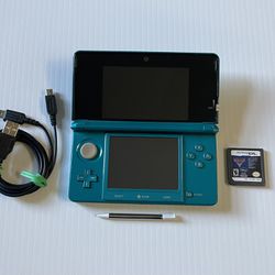 Nintendo 3DS Console Aqua Blue Tested! w/ Charger, Stylus & Cars Game