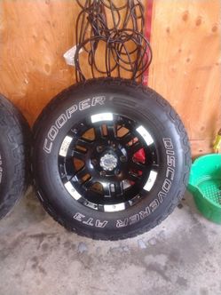 MotoMetal rims and tires
