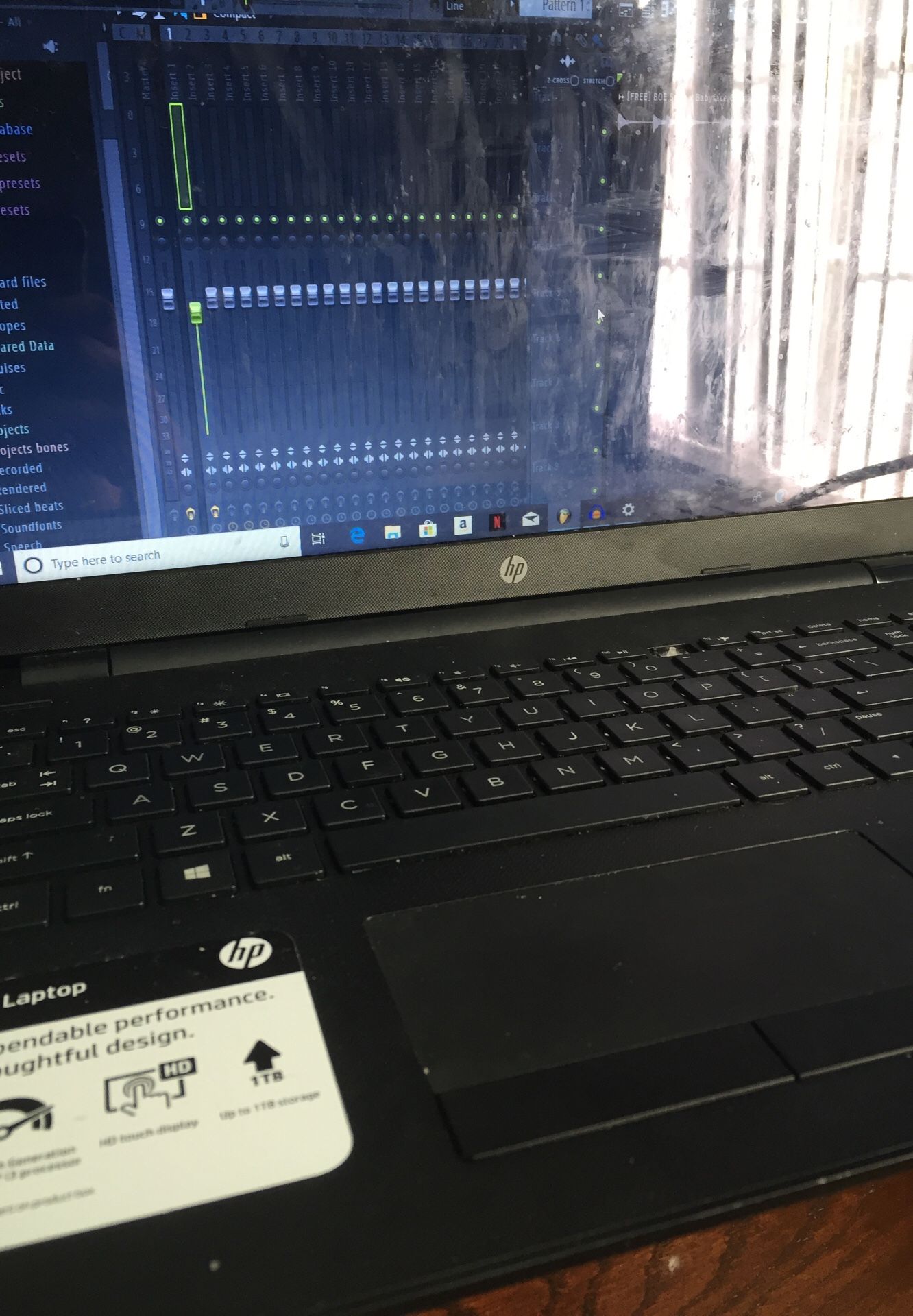 Hp laptop w 1tb of space 8gb of ram