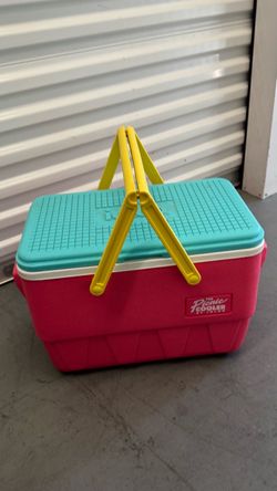 Retro Cooler Igloo