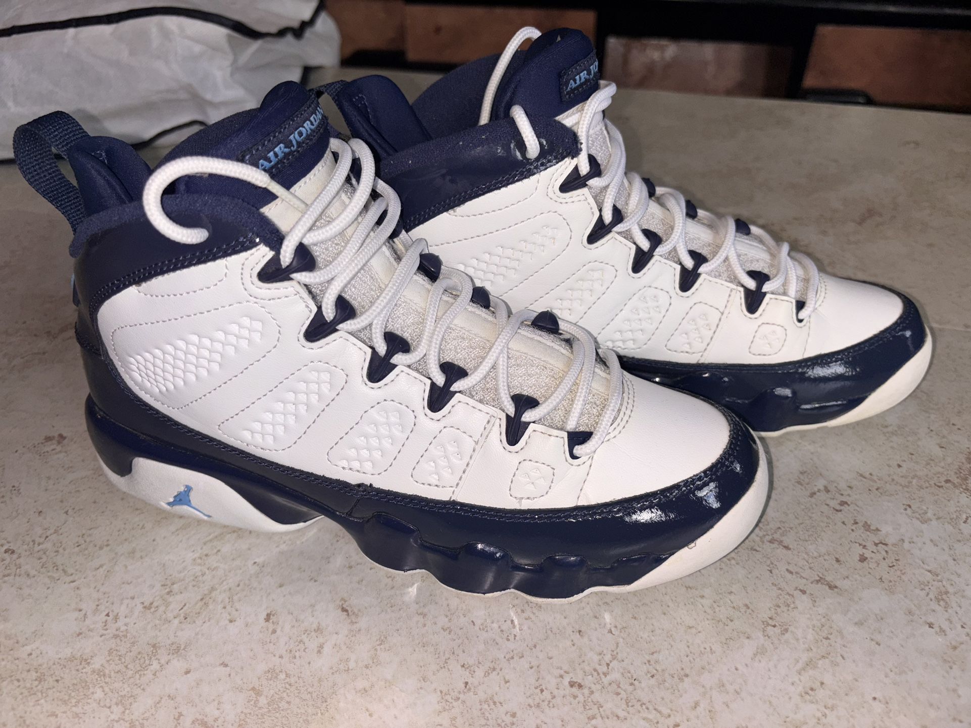 Air Jordan 9 Retro 'UNC Size 5.5Y