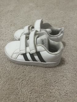 Adidas Toddler Size 7.5