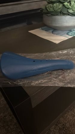Blue Velo Lighting bolt Bmx seat GT Bmx