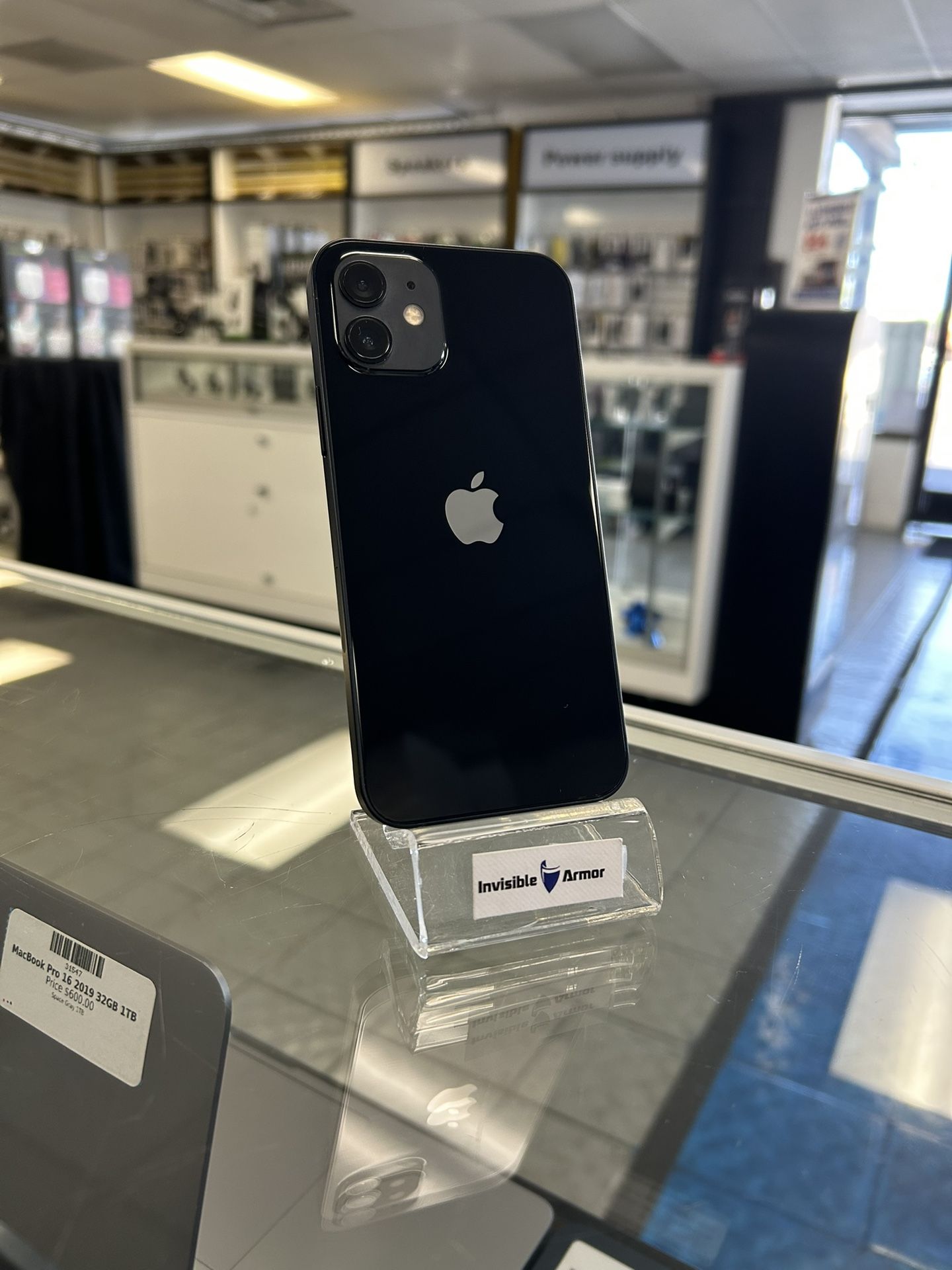 iPhone 12 64GB Unlocked 