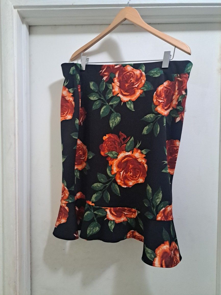 NYCC Skirt XL Black Floral Knee Length Pull On Pencil Slit