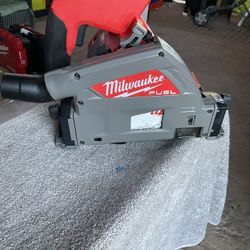 Milwaukee M18 FUEL 18V Lithium-Ion Cordless Brushless 6-1/2 in. Plunge Cut Track Saw (Too