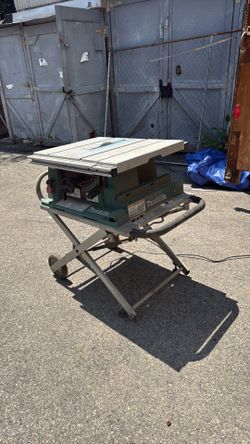Makita 10” Portable Table Saw w/ Folding Rolling Stand